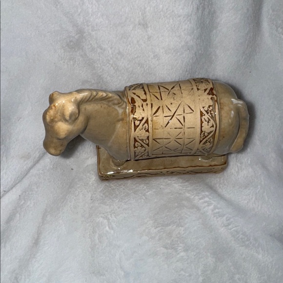 Vintage Glazed Pottery Horse Figurine: Asian-Inspired Farmhouse Decor - Picture 2 of 8